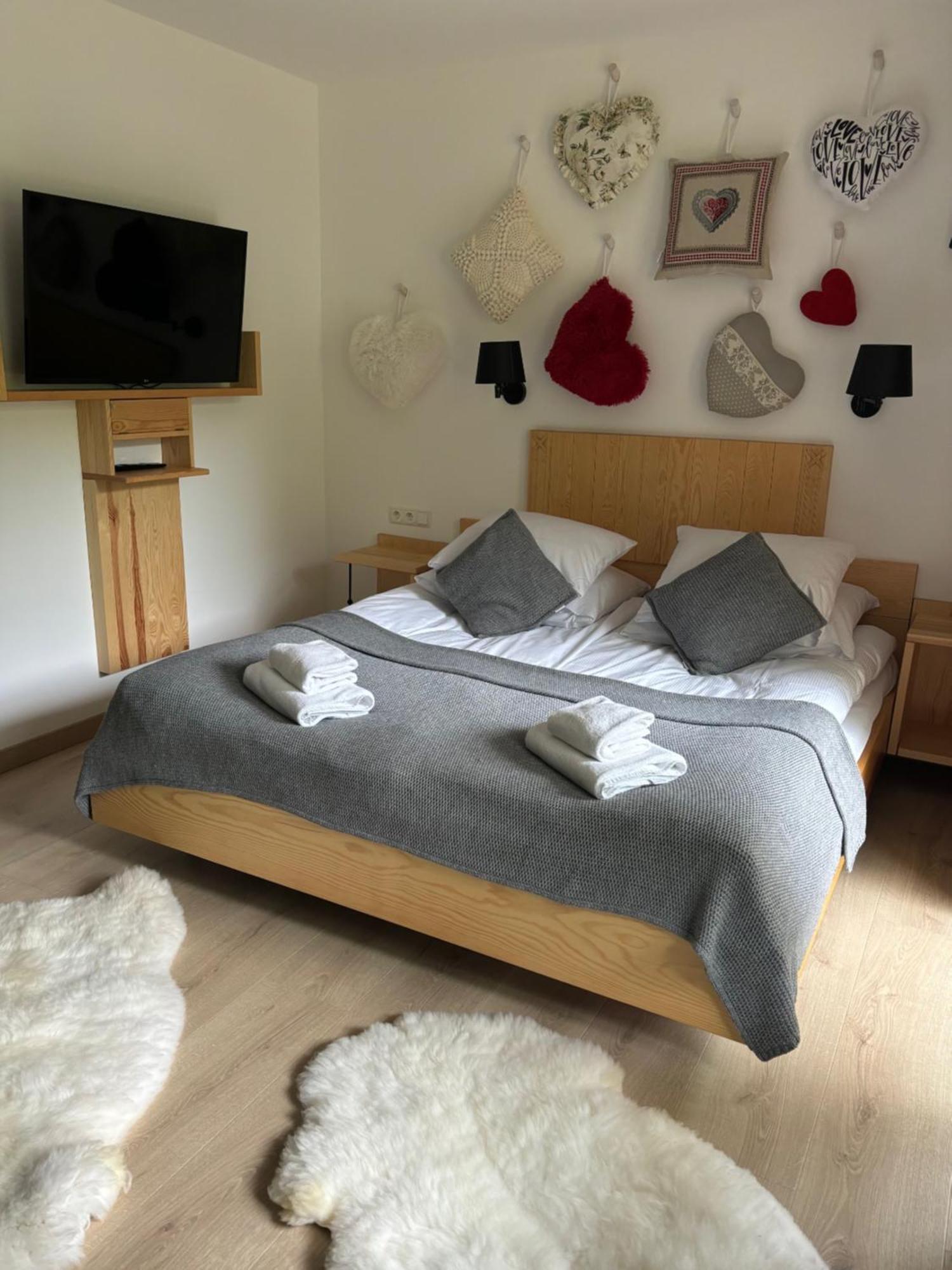 Bed and Breakfast Bella Monte Щирк Екстер'єр фото